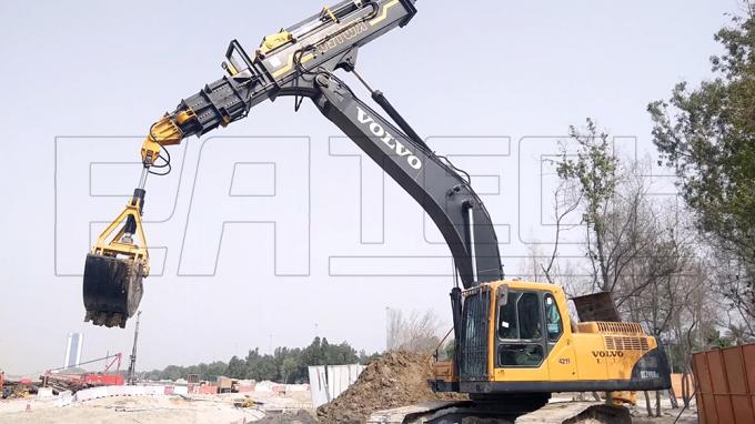What a clamshell telescopic arm could do to you excavator?